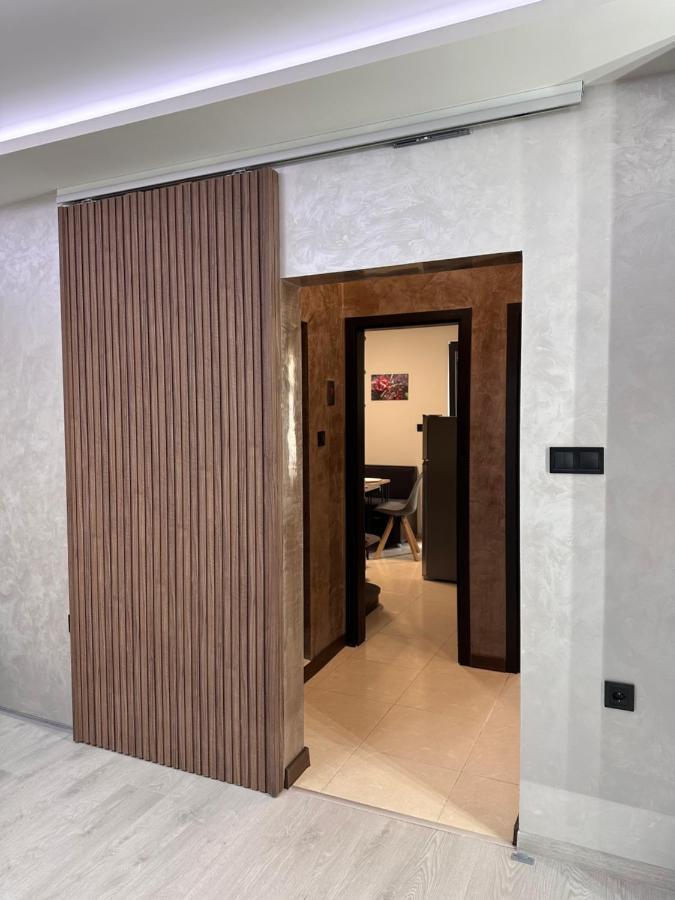 Елегантен Двустаен Апартамент Four Seasons Бургас Экстерьер фото